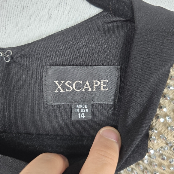 Formal Dress - Picture 4 of 10